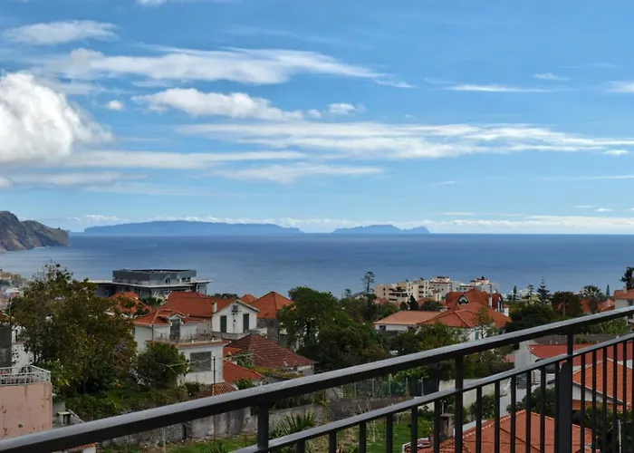 Perola, A Home In Madeira